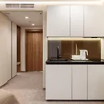 Tavel & 4* 布克维