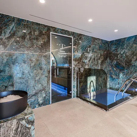 Tavel & Отель 4*