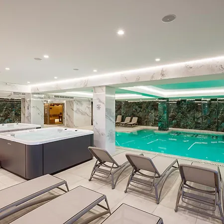 Tavel & Буковель