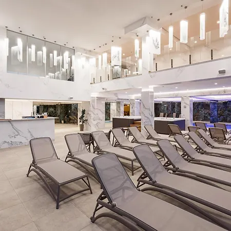 Tavel & Hotel Bukovel