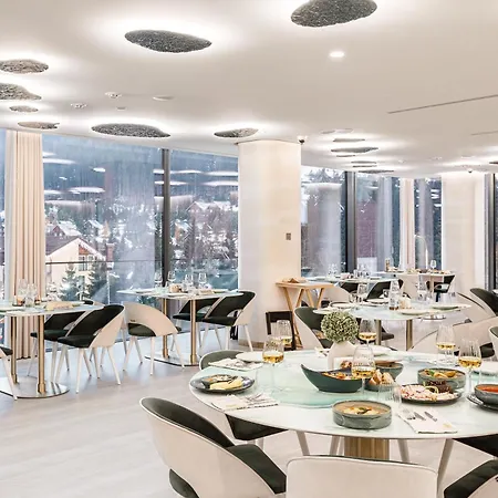 Tavel & Hotel Bukovel