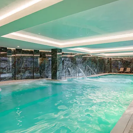 Hotel Tavel & Bukovel